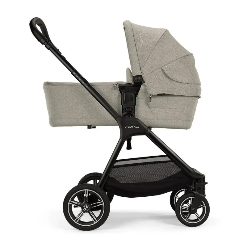 pushchairs-nuna-graphene-nuna-triv-next-bmw-pushchair-graphene-134774-96365-800x800