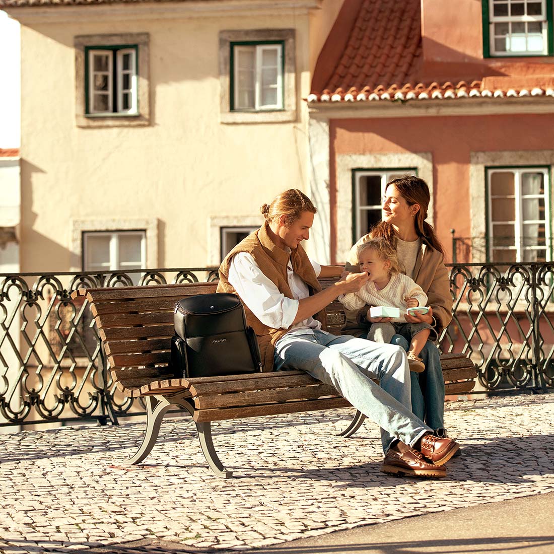 nuna_bmw_essentialbag_element_lisbon_us_0941_1100x1100_web